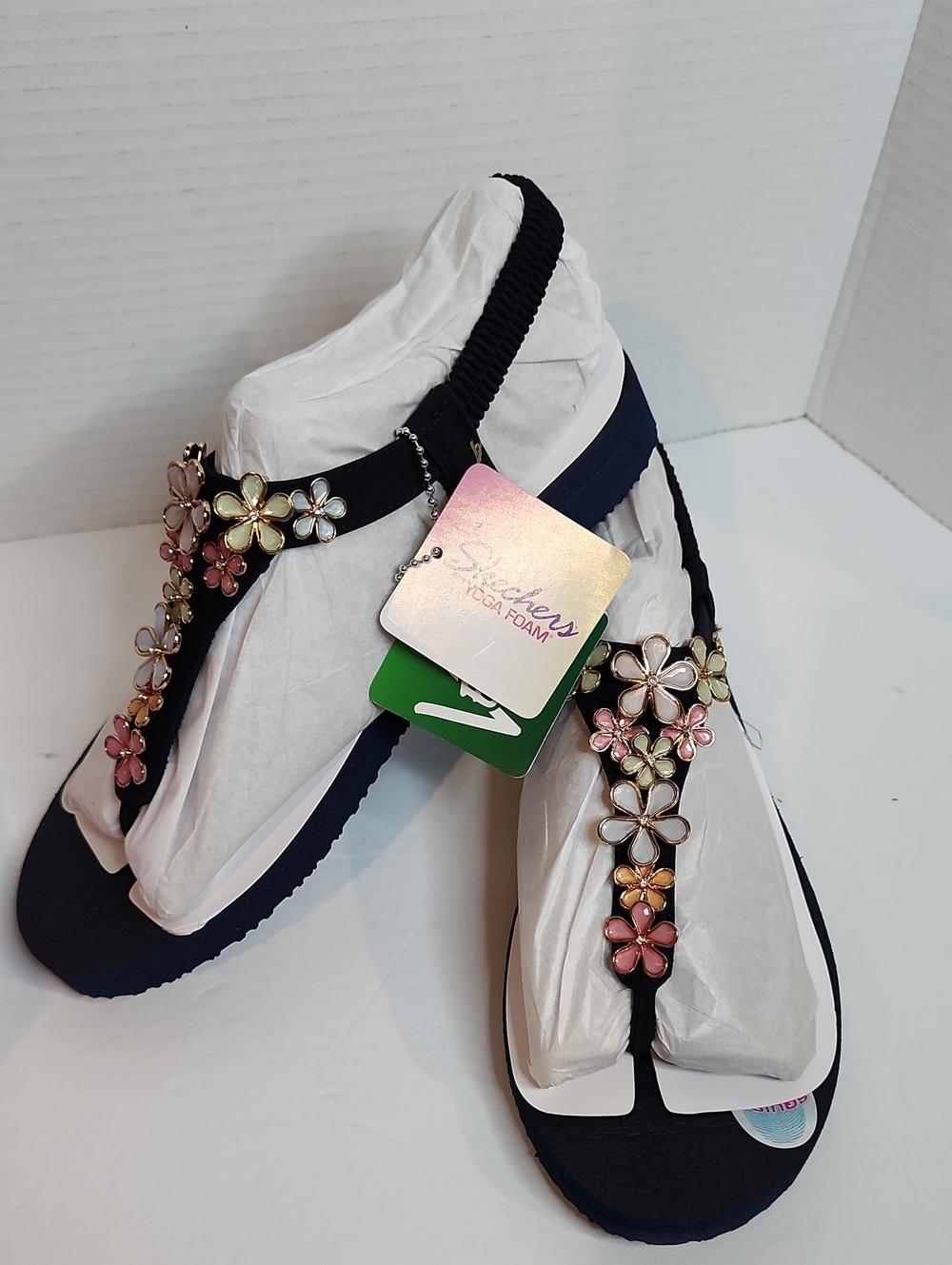 Skechers Yoga Foam Thong Sandals Navy NWB Size 7